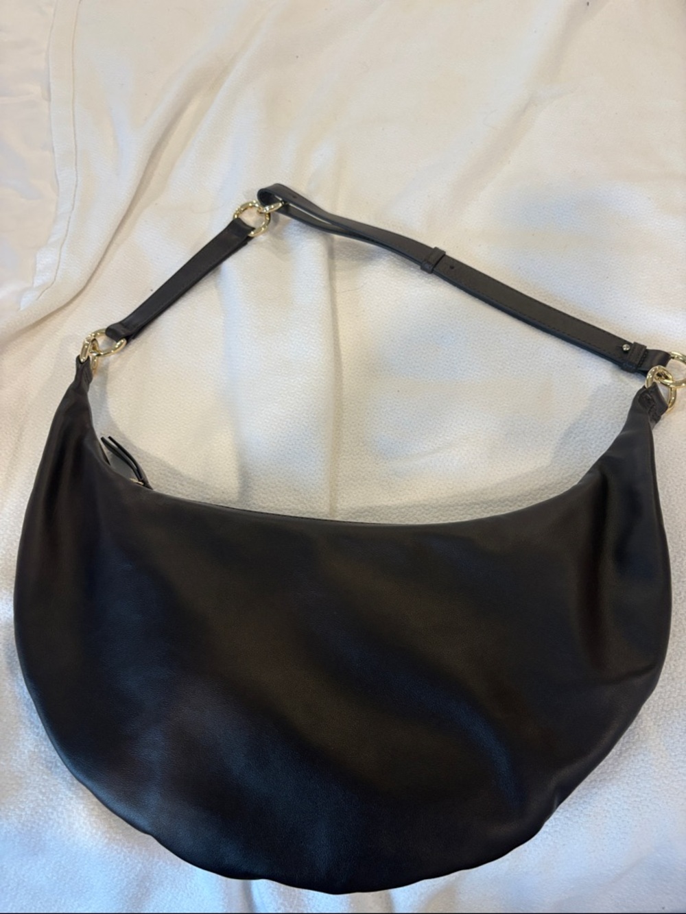 Hyer Goods Classic brown Leather Hobo Bag with Gold Hardware